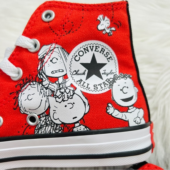 NWT Converse x Peanuts Chuck Taylor All Star 2V Lo Shoes - Picture 6 of 11